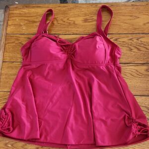 Women's  Size 16 Red Swim Top